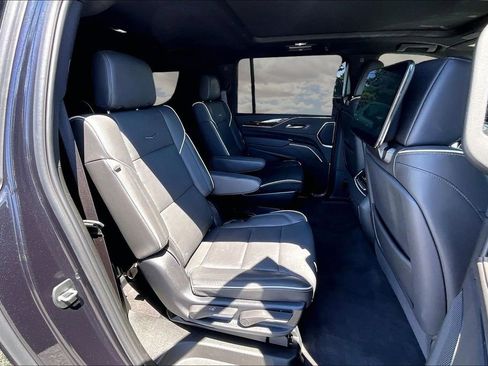 Used 2024 Cadillac Escalade ESV Premium Luxury w/ Performance Package RWD image 25