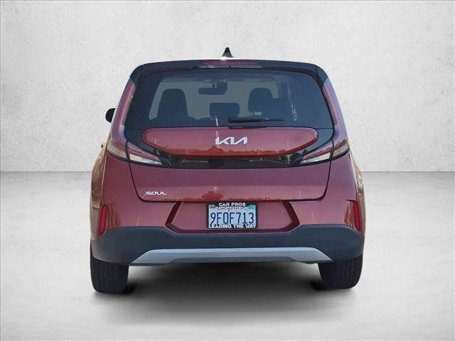 Used 2023 Kia Soul LX FWD image 6