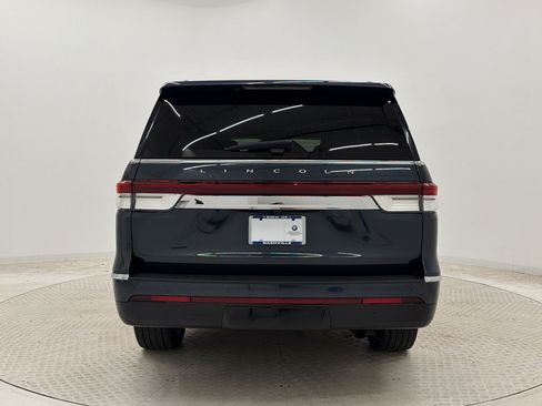 Used 2024 Lincoln Navigator Reserve AWD/4WD image 10