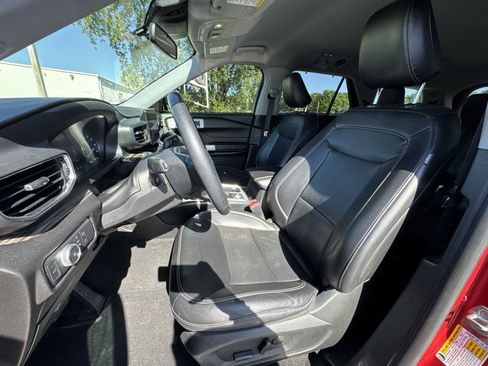 Used 2021 Ford Explorer Limited AWD/4WD image 11