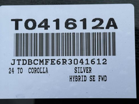 Certified 2024 Toyota Corolla SE FWD image 15