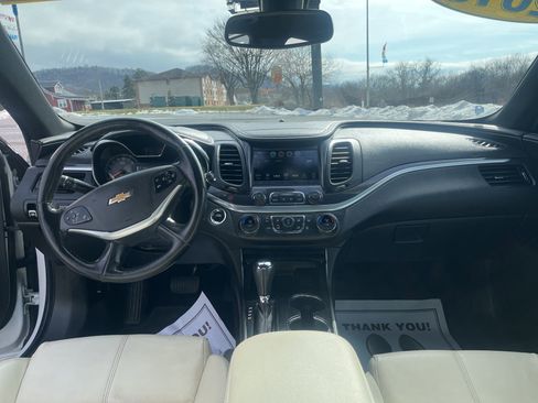 Used 2019 Chevrolet Impala LT w/ Sunroof and Spoiler Package image 14