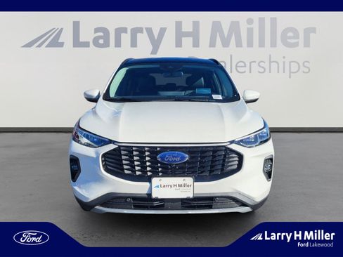 New 2024 Ford Escape SE w/ PHEV Premium Package image 9