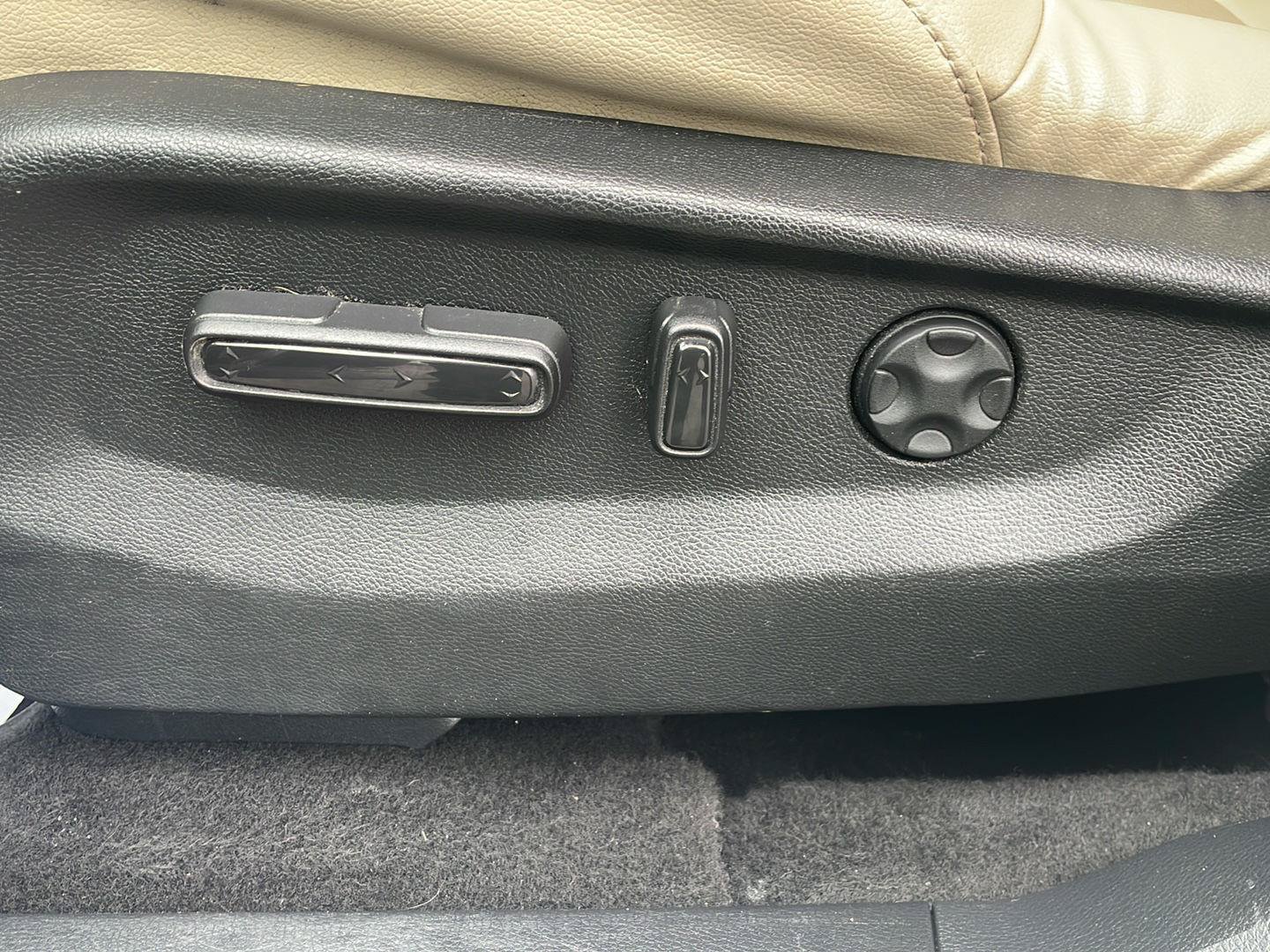 Used 2018 Honda CR-V EX-L image 11