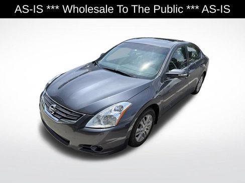 Used 2010 Nissan Altima 2.5 SL w/ SL Pkg FWD image 3