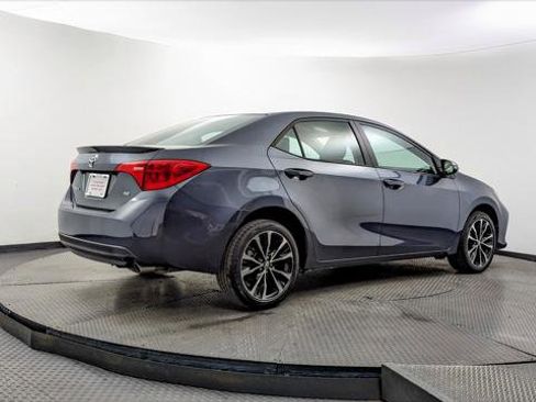 Used 2018 Toyota Corolla SE FWD image 8
