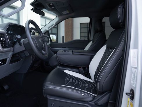 Used 2023 Ford F150 XLT w/ Trailer Tow Package image 16