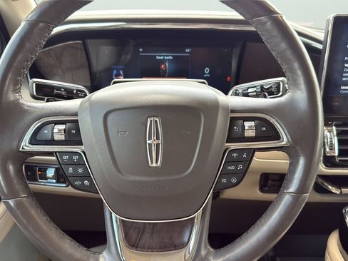 Used 2022 Lincoln Navigator L Reserve AWD/4WD image 14