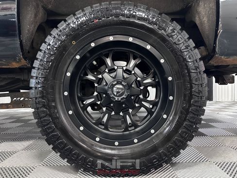 Used 2008 Chevrolet Silverado 2500 LT w/ Suspension Package, Off-Road AWD/4WD image 22