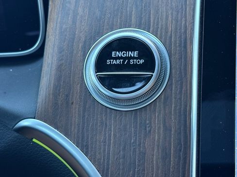 Certified 2025 Mercedes-Benz GLC 350e 4MATIC image 16
