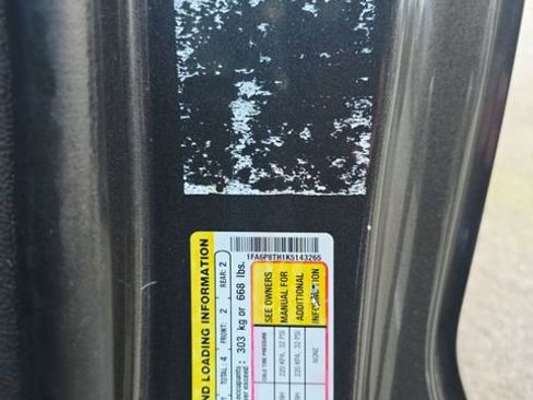 Used 2019 Ford Mustang Coupe image 17