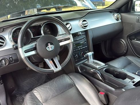 Used 2006 Ford Mustang Coupe RWD image 13