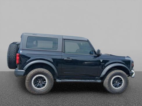Used 2023 Ford Bronco 2-Door w/ Sasquatch Package AWD/4WD image 5