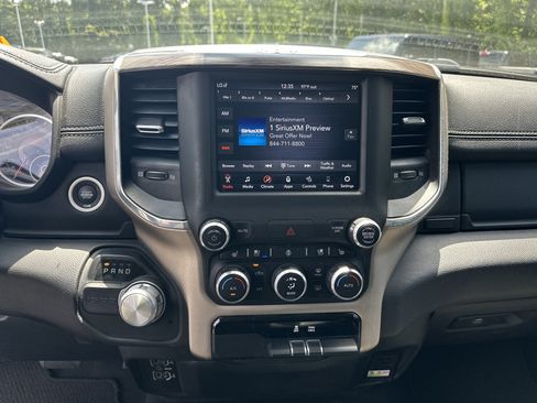 Used 2019 RAM 1500 Laramie RWD image 32