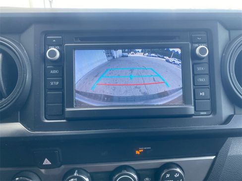 Used 2019 Toyota Tacoma SR image 22