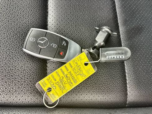 Used 2021 Mercedes-Benz GLE 350 image 28