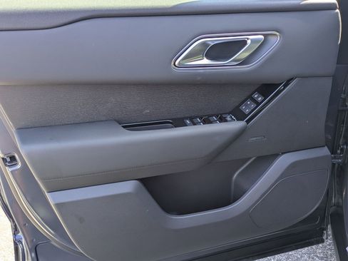 New 2026 Land Rover Range Rover Velar S AWD/4WD image 11
