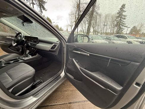 Used 2024 Kia Seltos LX image 24