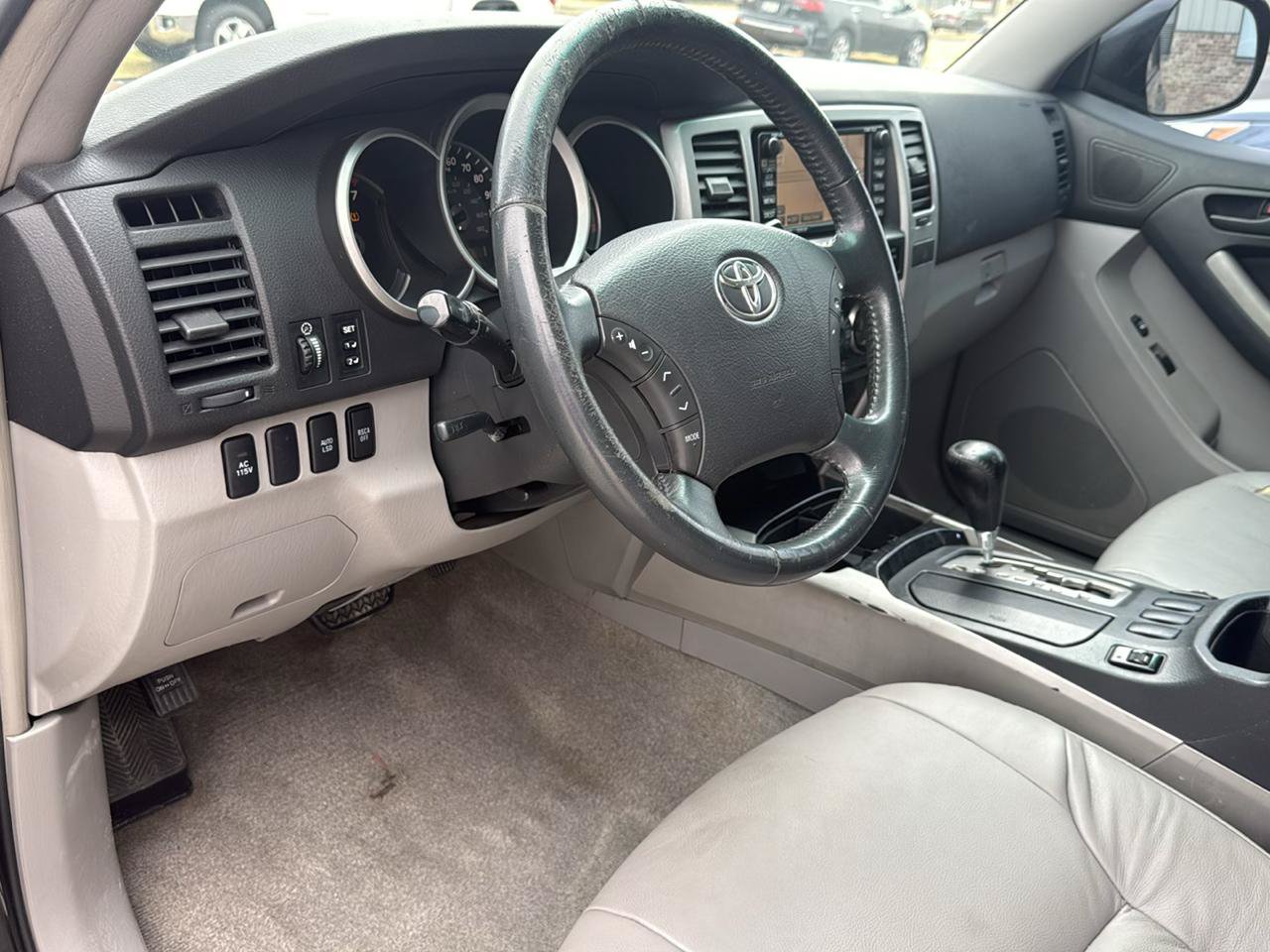 Used 2007 Toyota 4Runner Limited RWD image 31