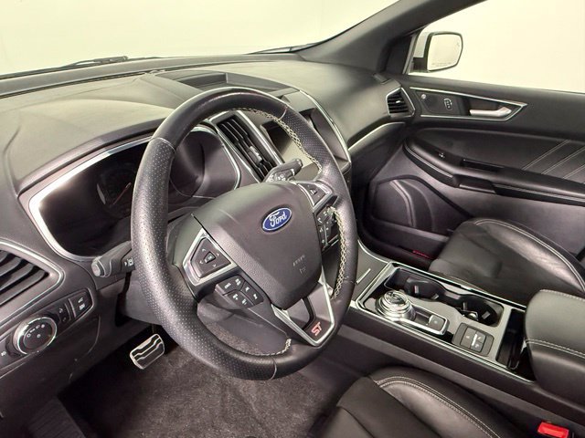 Used 2020 Ford Edge ST w/ Equipment Group 401A AWD/4WD image 16