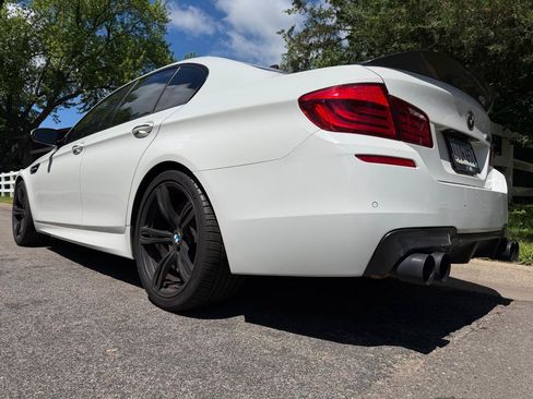 Used 2013 BMW M5 RWD image 21