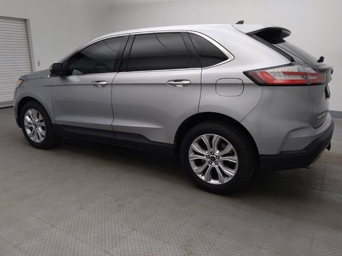 Used 2022 Ford Edge Titanium w/ Equipment Group 301A AWD/4WD image 3