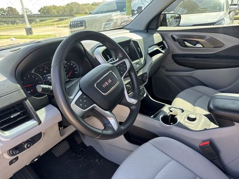 Used 2024 GMC Terrain SLE w/ LPO, Floor Liner Package image 22