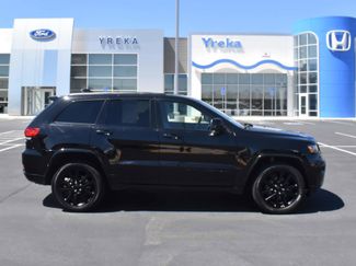 Used 2019 Jeep Grand Cherokee Altitude image 1