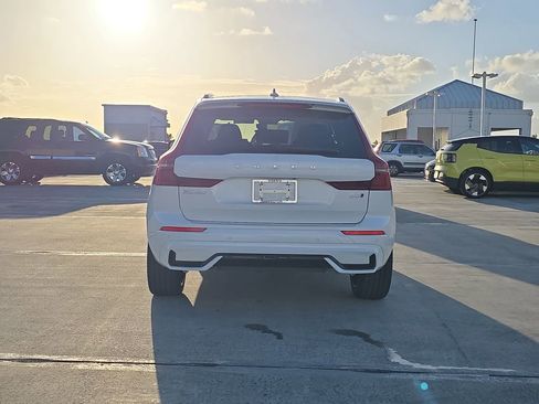 New 2026 Volvo XC60 B5 Ultra w/ Protection Package Premier AWD/4WD image 5