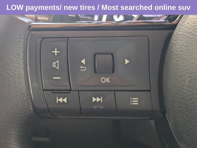 Used 2023 Nissan Rogue SV FWD image 23