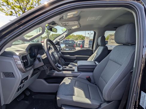 New 2025 Ford F150 XLT w/ Equipment Group 303A High image 12