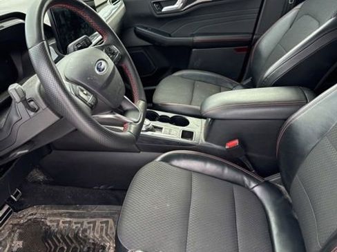 Certified 2023 Ford Escape ST-Line w/ Tech Pack #1 image 11