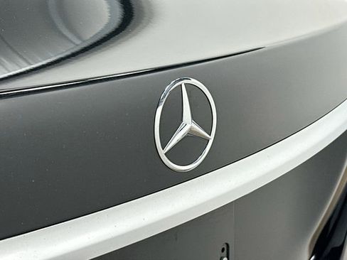 Used 2017 Mercedes-Benz E 300 4MATIC w/ Premium 2 Package image 28