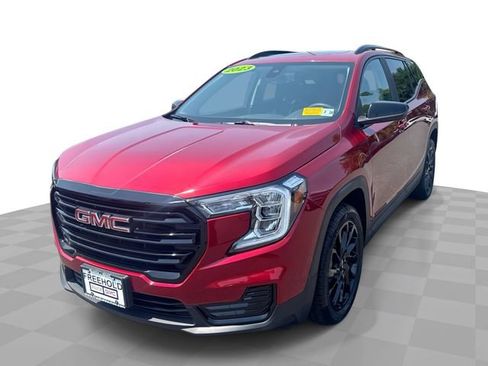 Certified 2023 GMC Terrain SLE w/ Driver Convenience Package AWD/4WD image 1