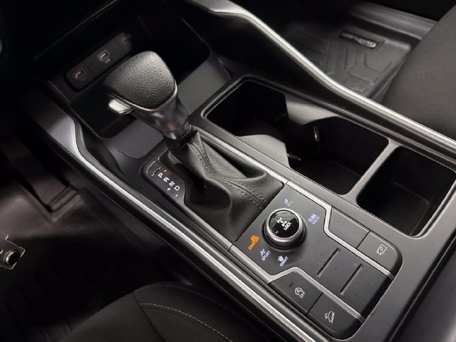 Certified 2023 Kia Sorento LX AWD/4WD image 26