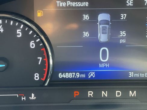 Used 2020 Ford Explorer XLT image 12