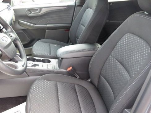 New 2025 Ford Escape Active image 4