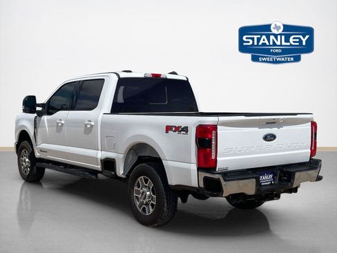 Used 2024 Ford F250 Lariat w/ FX4 Off-Road Package AWD/4WD image 5
