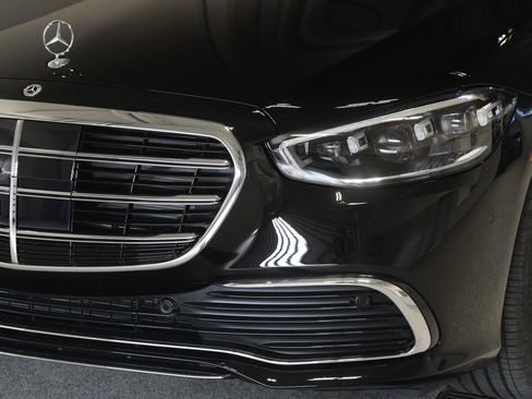 New 2026 Mercedes-Benz S 580e 4MATIC Sedan image 8