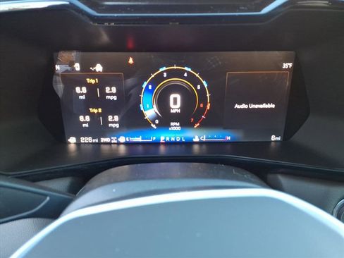 New 2026 Chevrolet Colorado LT w/ LT Convenience Package AWD/4WD image 9