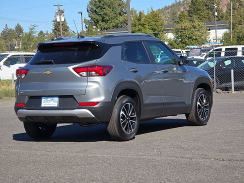 New 2026 Chevrolet TrailBlazer LT w/ LT Cold Weather Package image 2