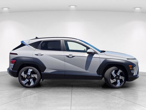 New 2026 Hyundai Kona Limited FWD image 3