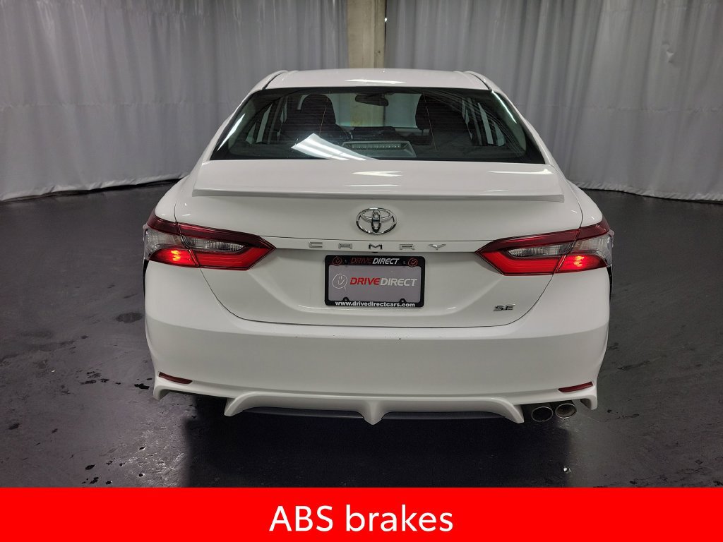 Used 2024 Toyota Camry SE FWD image 7