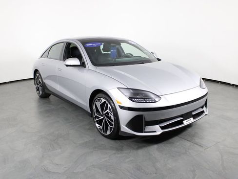 Certified 2025 Hyundai Ioniq 6 Limited image 13