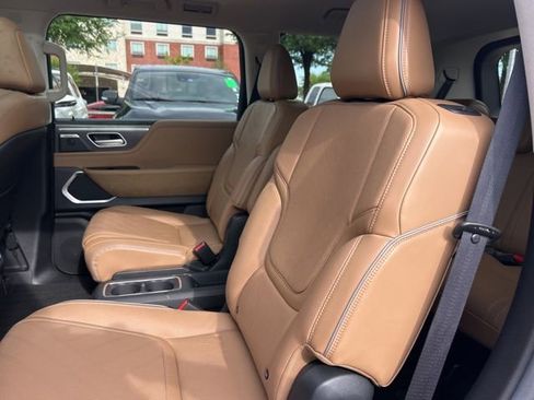 Used 2025 INFINITI QX80 Luxe w/ Cargo Package image 12