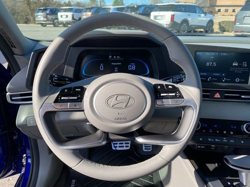 New 2026 Hyundai Elantra SEL Sport image 17