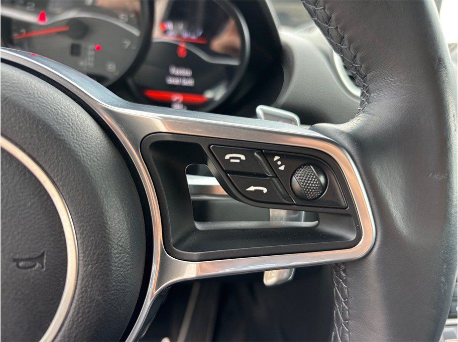 Used 2017 Porsche 718 Boxster S RWD image 27