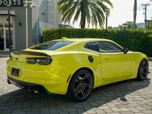 Used 2019 Chevrolet Camaro SS image 27