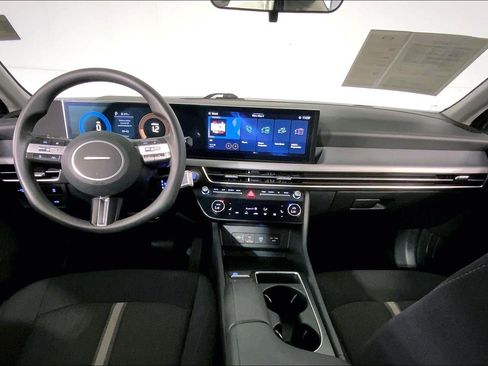 Used 2024 Hyundai Sonata SEL FWD image 16