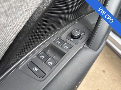 Certified 2025 Volkswagen Tiguan S AWD/4WD image 11